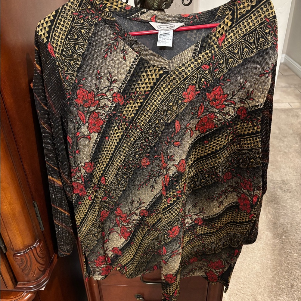Boho V-Neck Long Sleeve Top in Black, Gold and Red - Contemporary